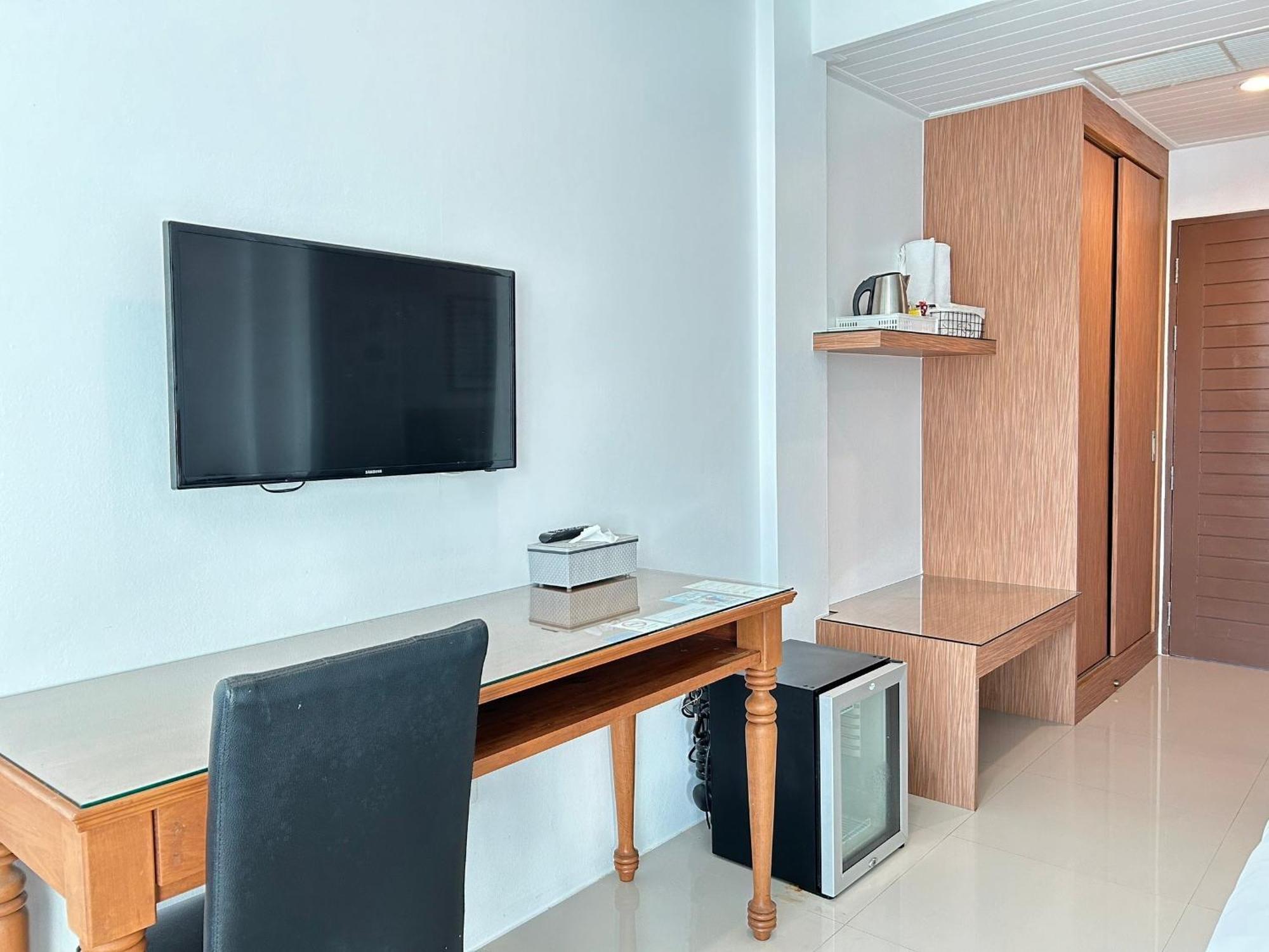 Clear House Resort - Sha Extra Plus Pantai Kamala Bagian luar foto