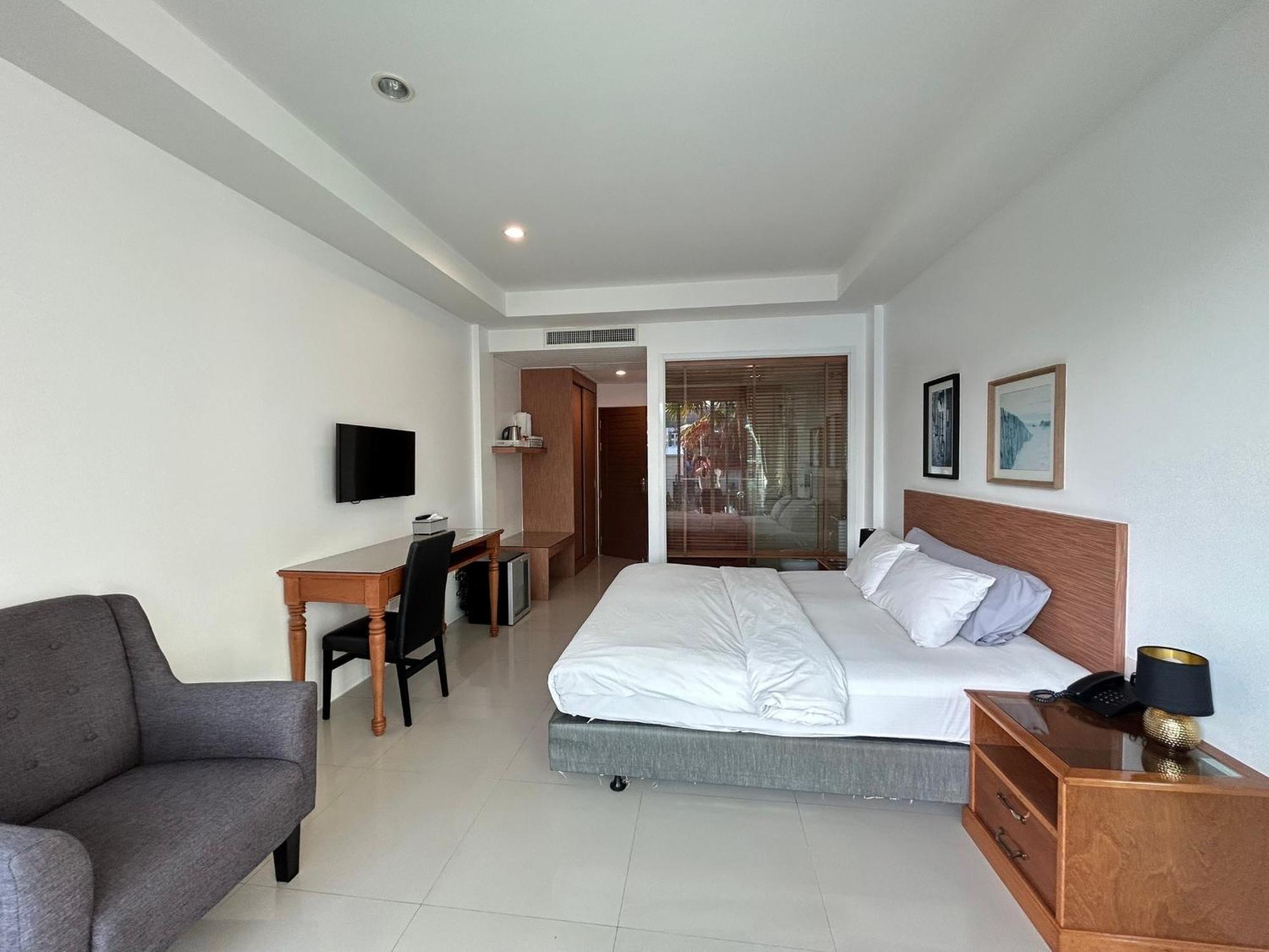Clear House Resort - Sha Extra Plus Pantai Kamala Bagian luar foto